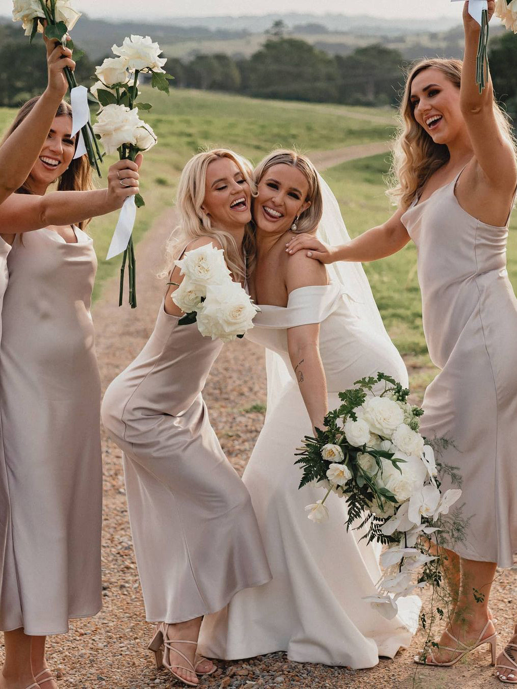 Sleek Spaghetti Straps Taffeta Sheath Bridesmaid Dresses Short Gowns