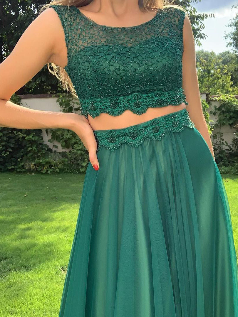Beautiful Tulle Jewel Neckline 2 Pieces Ball Gown Prom Dresses With Appliqued