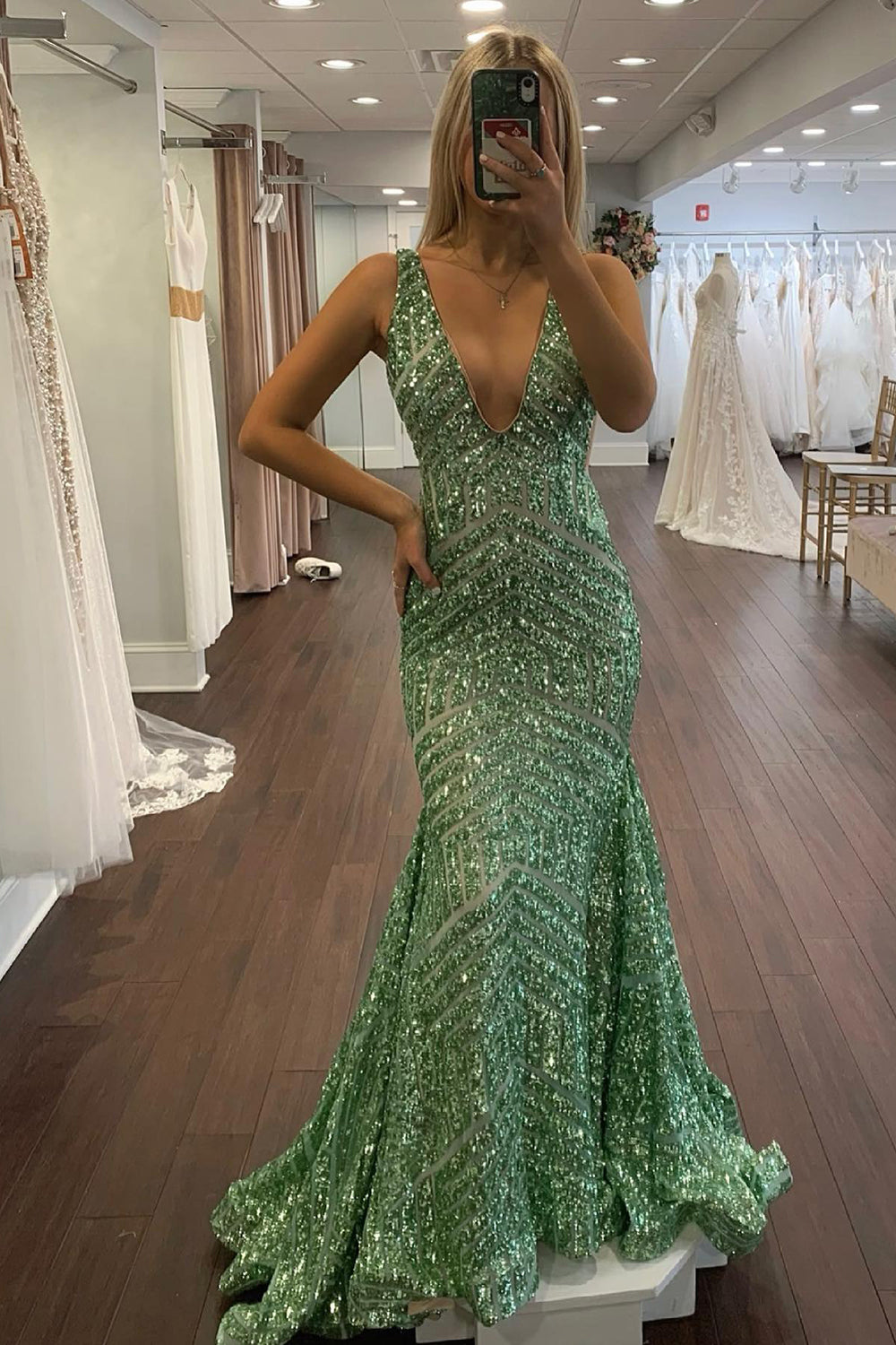 Nina |Mermaid Deep V Neck Sequins Prom Dress