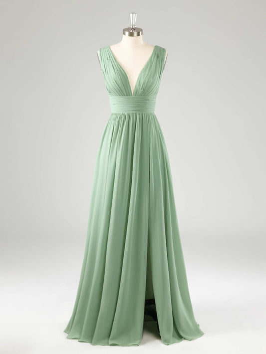 Laurel V-Neck Pleated Sleeveless Bridesmaid Dresses with Slit