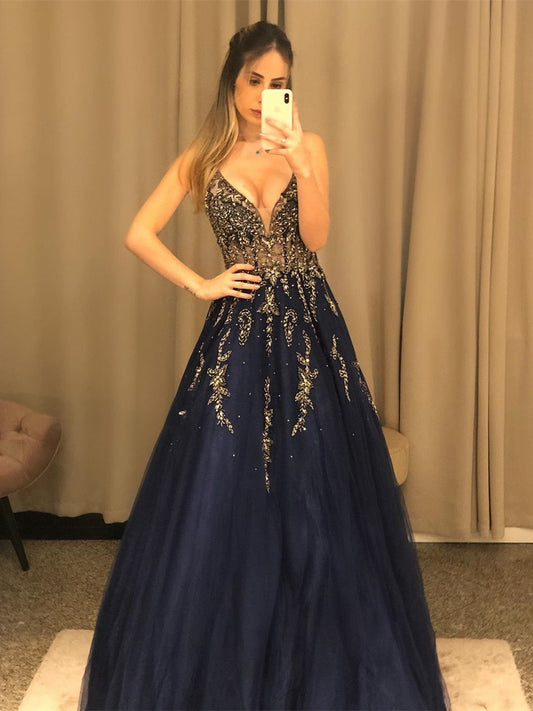 Spaghetti Straps Tulle A-line Prom Dresses With Appliques And Beads