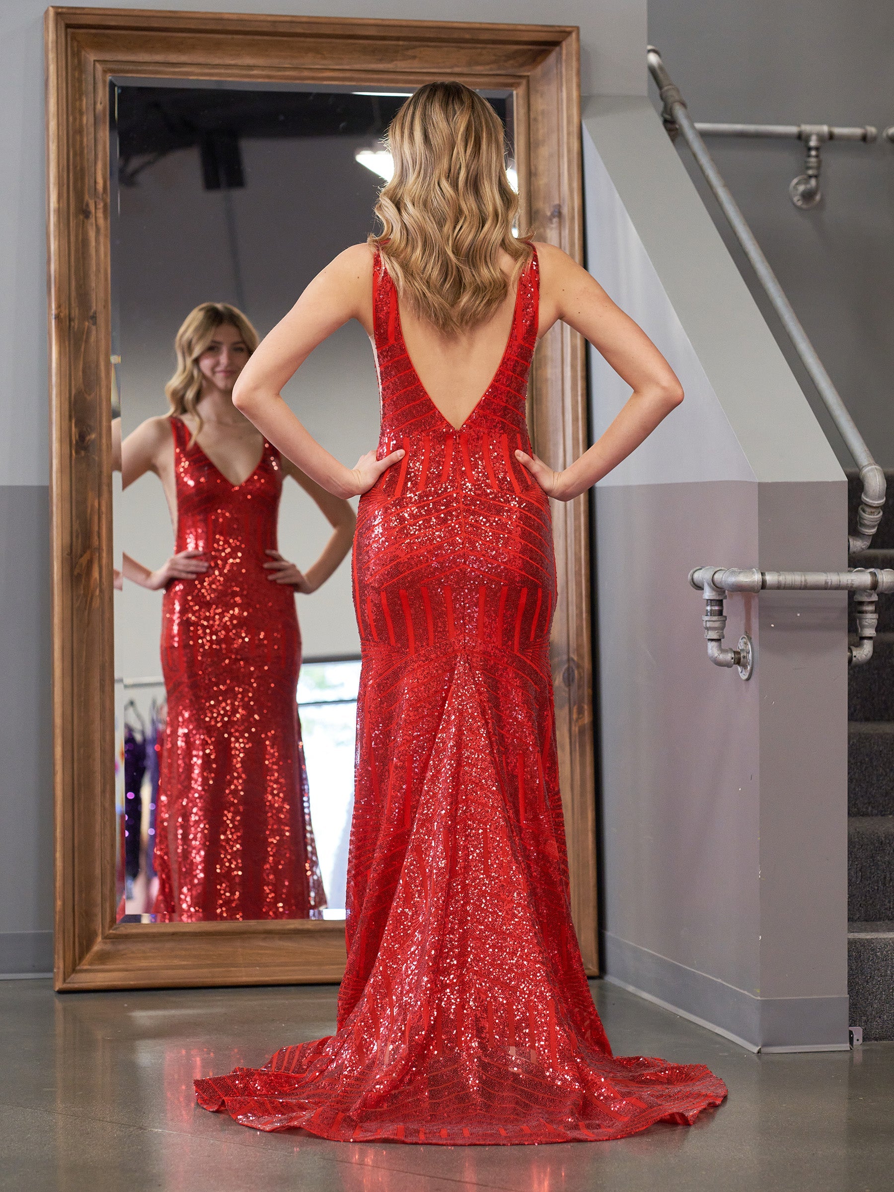 Nina |Mermaid Deep V Neck Sequins Prom Dress