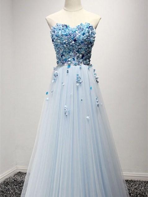 A-line Sweetheart Floor-Length Tulle Appliqued Prom Dresses