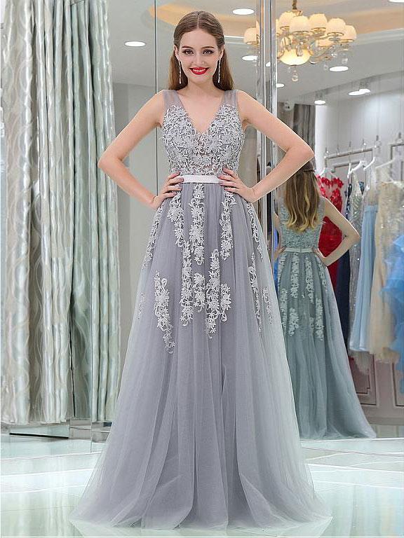 A-Line V-neck Floor-Length Tulle Appliqued Prom Dress