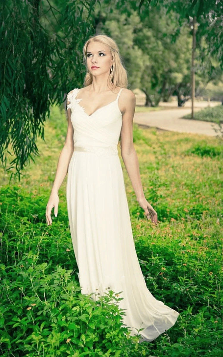 Chiffon Sleeveless Lace Appliques Backless Wedding Dress with Sash